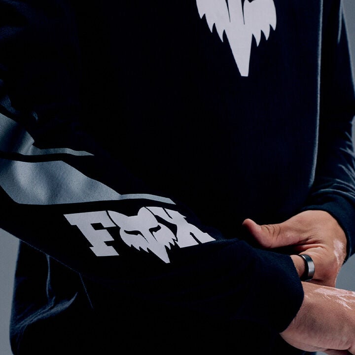 T-shirts & Tops