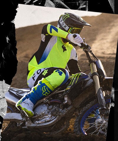 Rider racing on Fox MX26 gear set